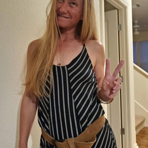 Meet your Posher, Celeste - Picture 3 of 16